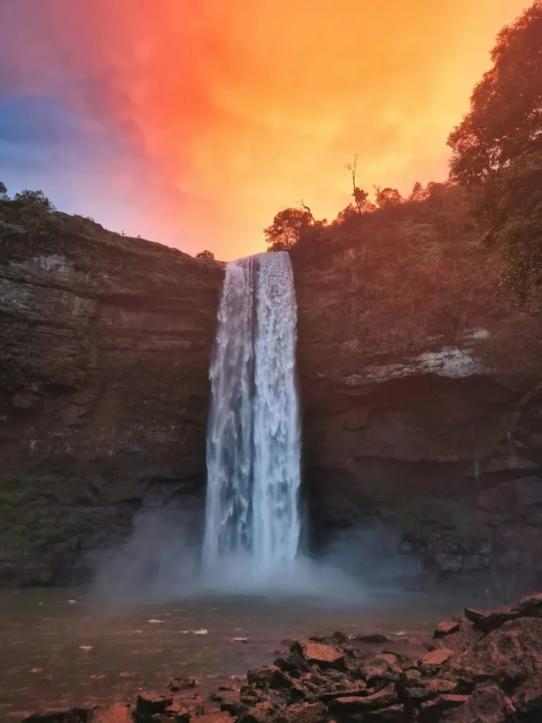 O aviso de Deus ao sonhar com água suja